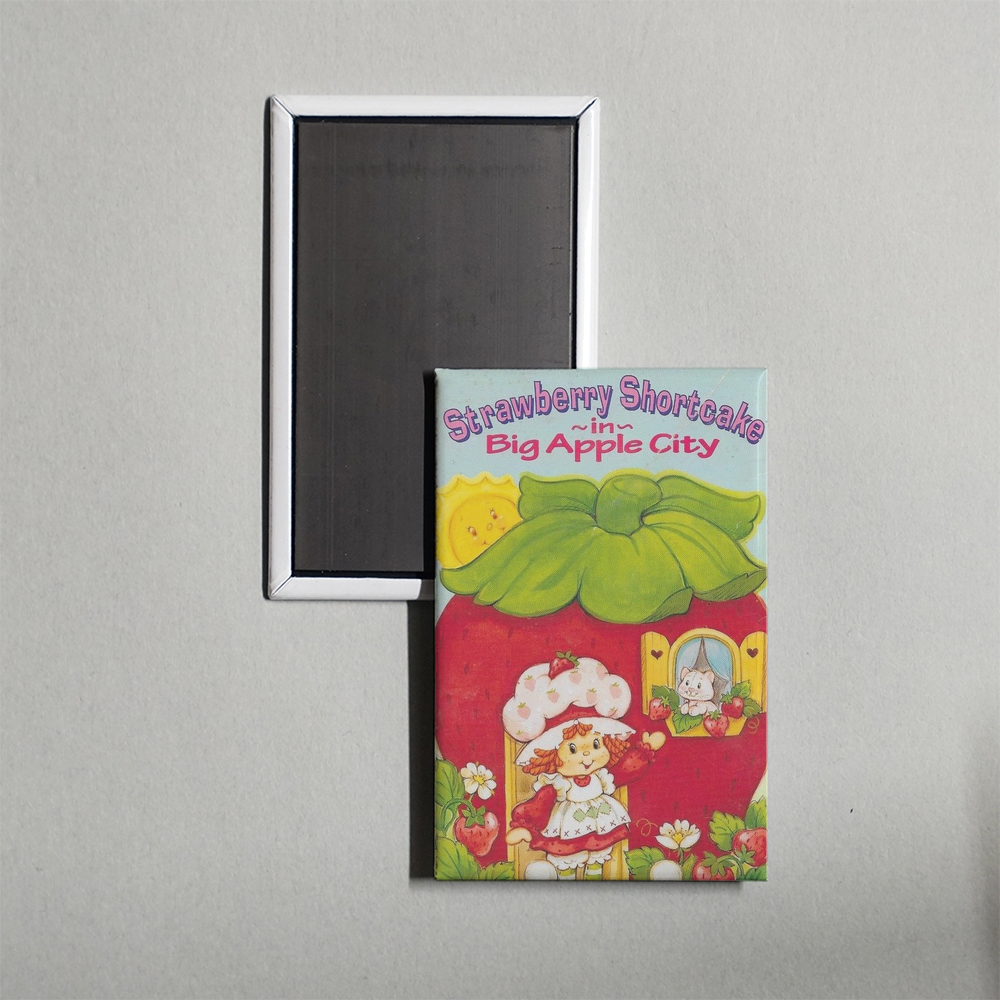 Strawberry Shortcake in Big Apple City Mini Movie Fridge Magnet
